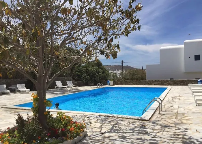 Beautiful, Sunny In Daire Mykonos Town