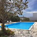 Beautiful, Sunny In Daire Mykonos Town